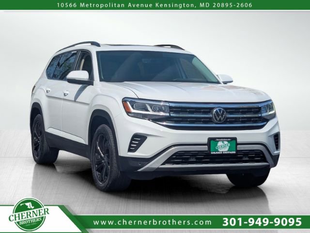 Used 2023 Volkswagen Atlas SE w/ Panoramic Sunroof Package image 1