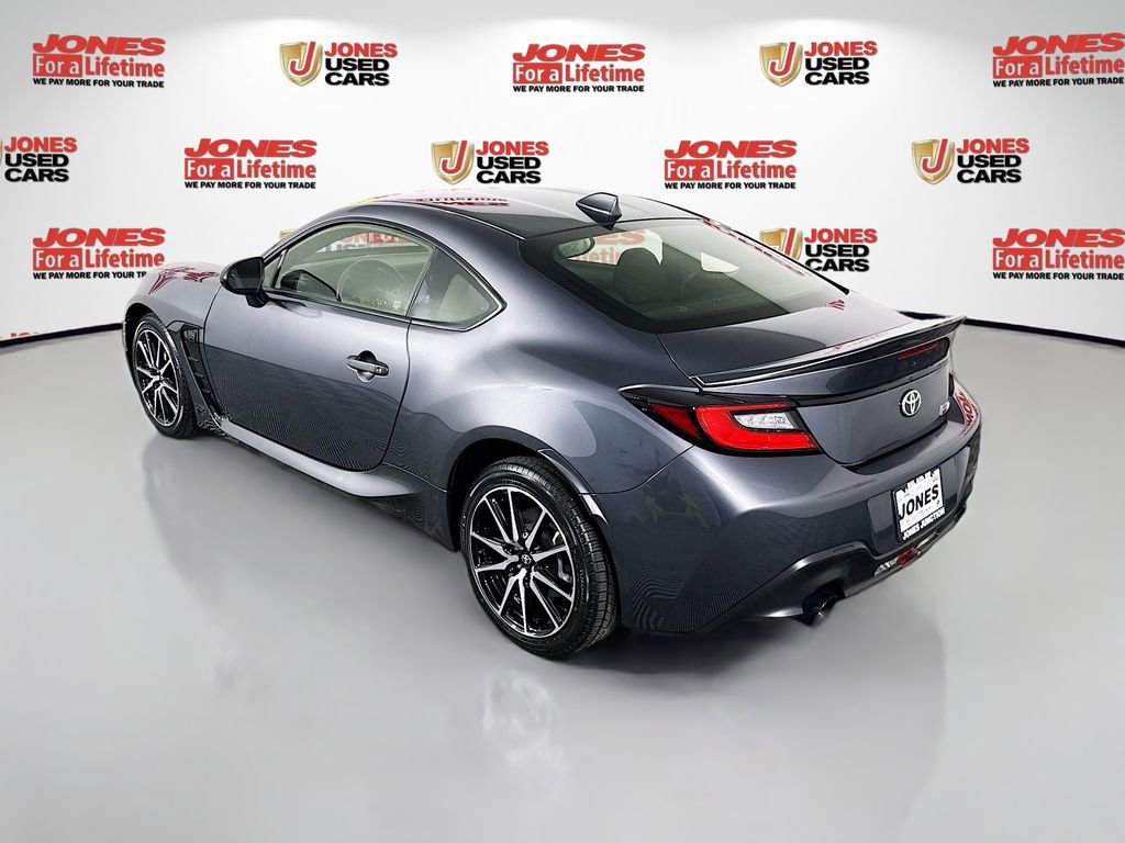 Certified 2023 Toyota GR86 w/ ALL Weather Mat Package (TMS) RWD image 2
