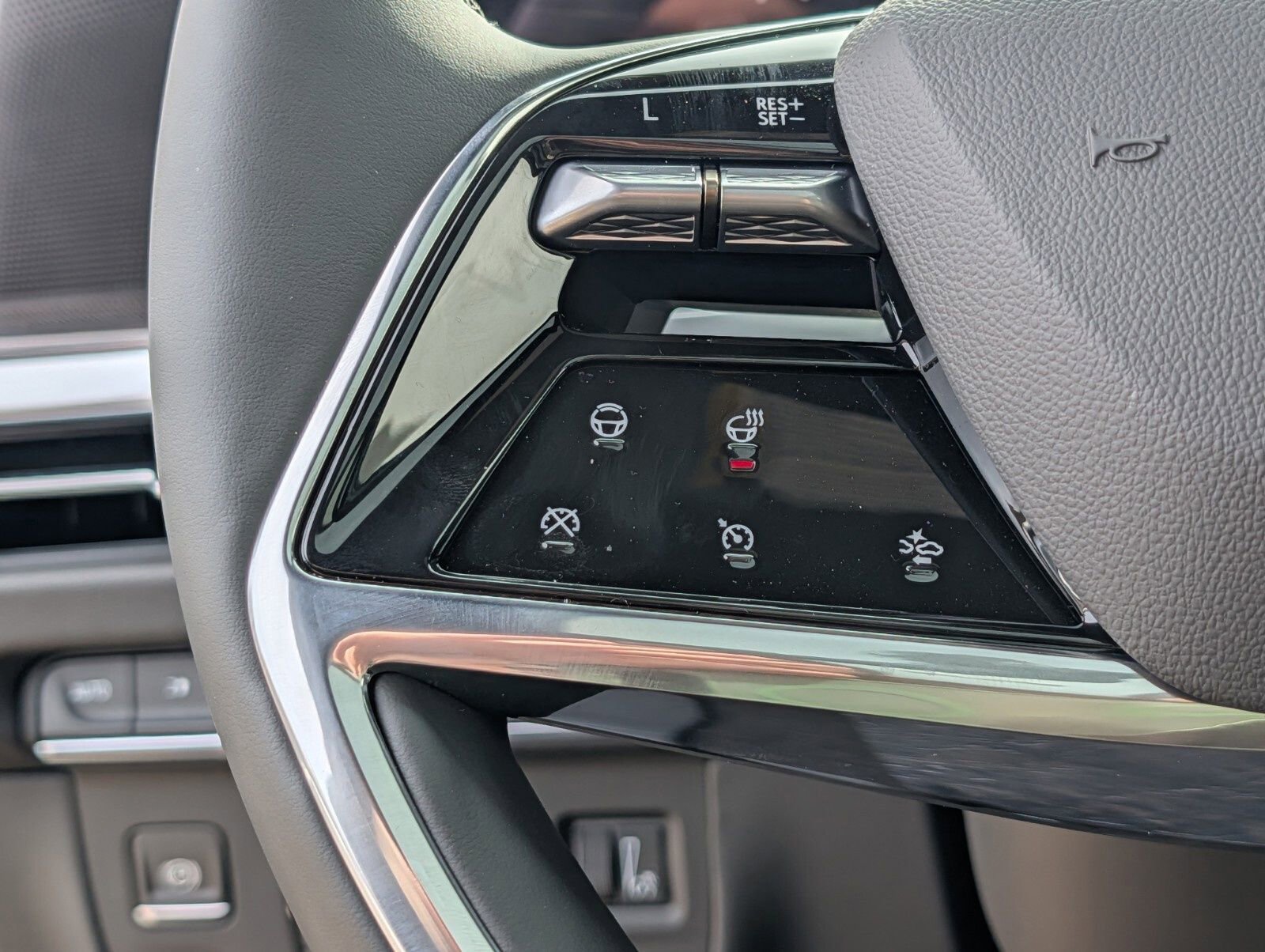 New 2026 Cadillac Escalade Luxury image 39