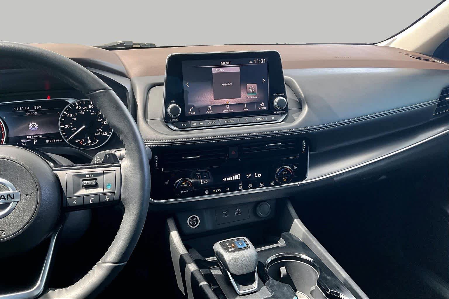Used 2021 Nissan Rogue SV w/ Premium Package FWD image 7