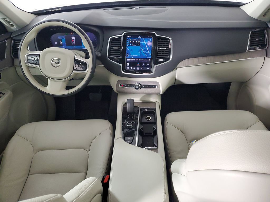 Certified 2023 Volvo XC90 B5 Plus w/ Protection Package Premier AWD/4WD image 17