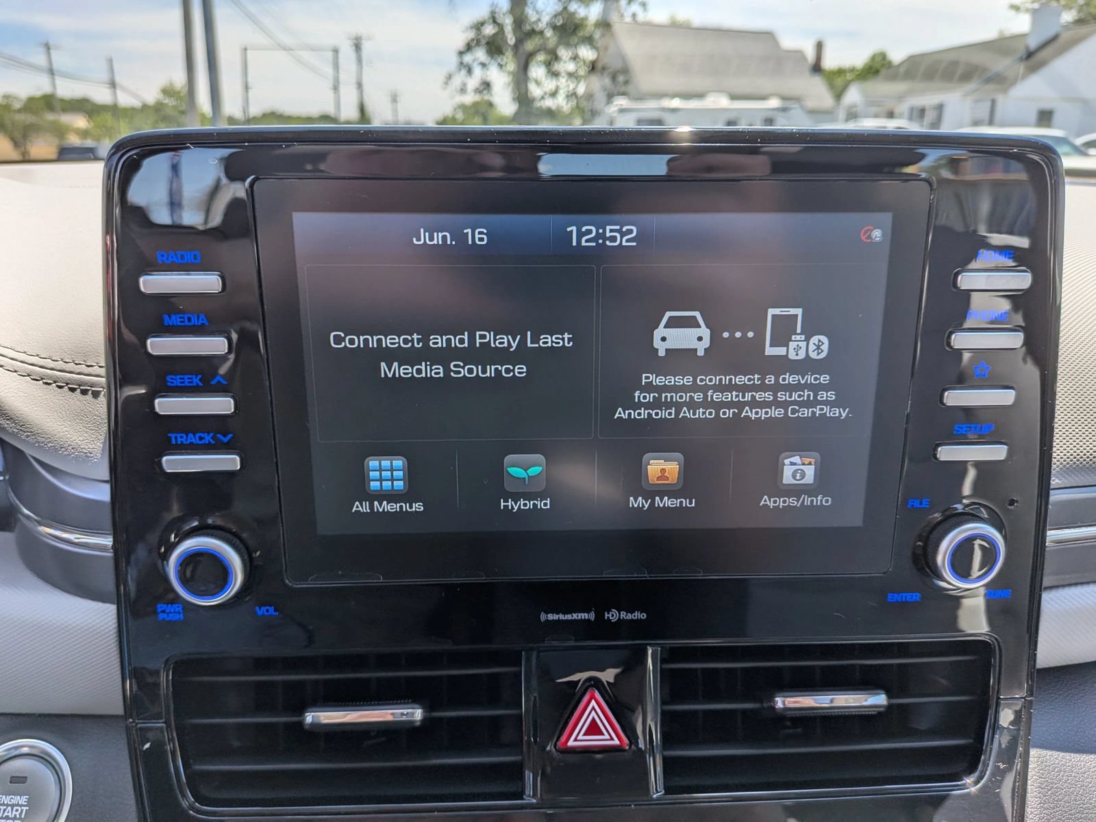 Used 2020 Hyundai Ioniq SEL FWD image 52