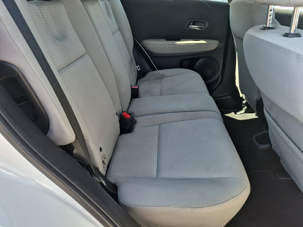 Used 2021 Honda HR-V LX image 27