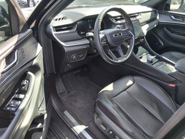 Certified 2022 Jeep Grand Cherokee L Overland AWD/4WD image 7