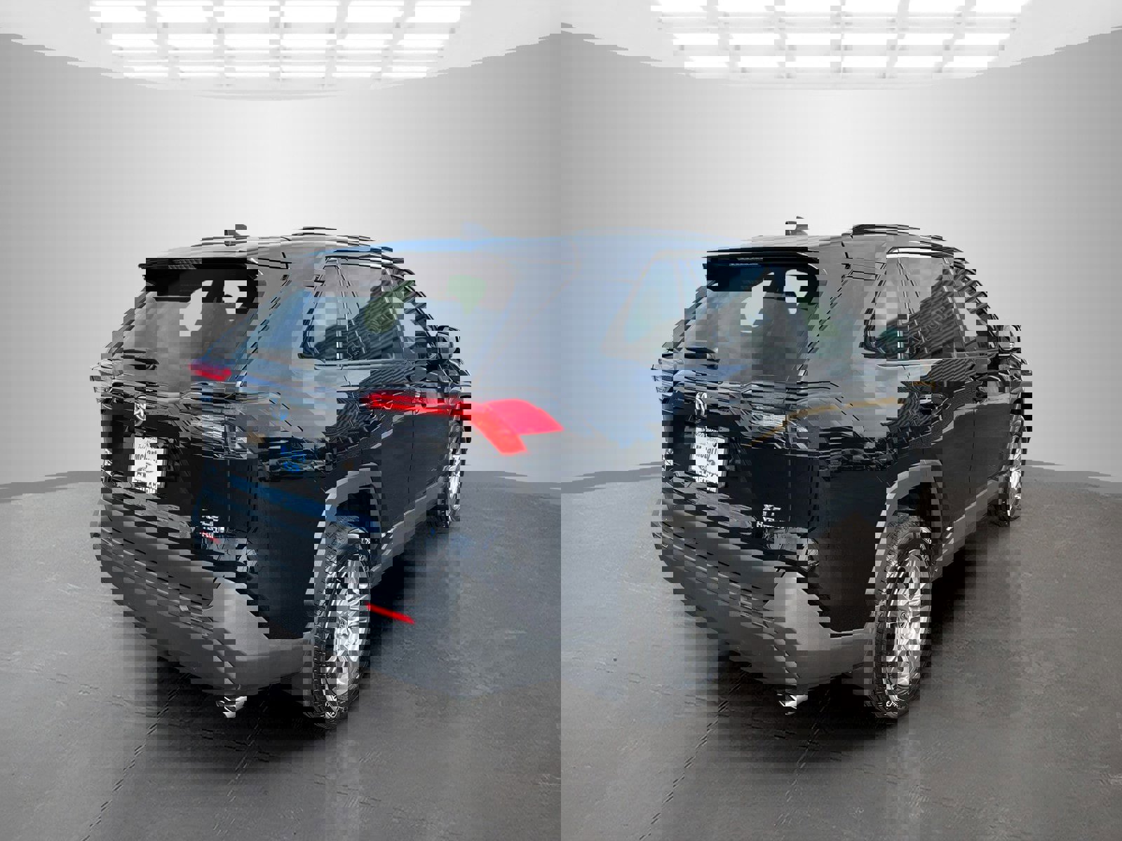 Used 2024 Toyota RAV4 XLE image 4