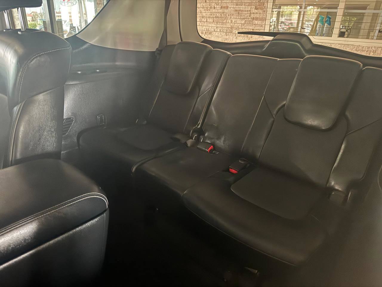 Used 2017 INFINITI QX80 2WD w/ Deluxe Technology Package image 25