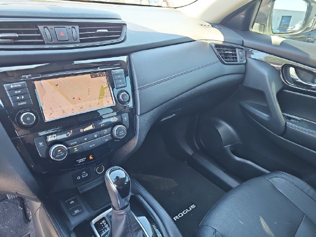 Used 2020 Nissan Rogue SL w/ Premium Package FWD image 22