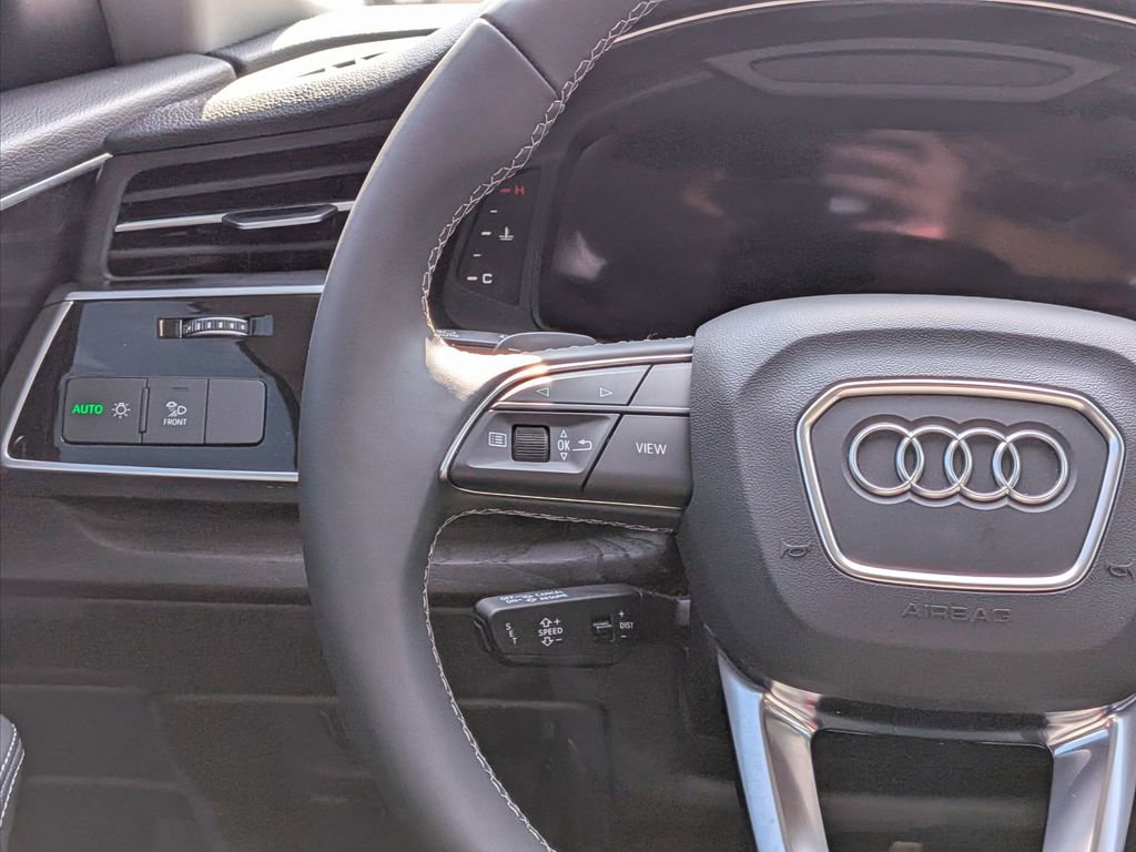 Used 2023 Audi Q8 Premium Plus AWD/4WD image 10