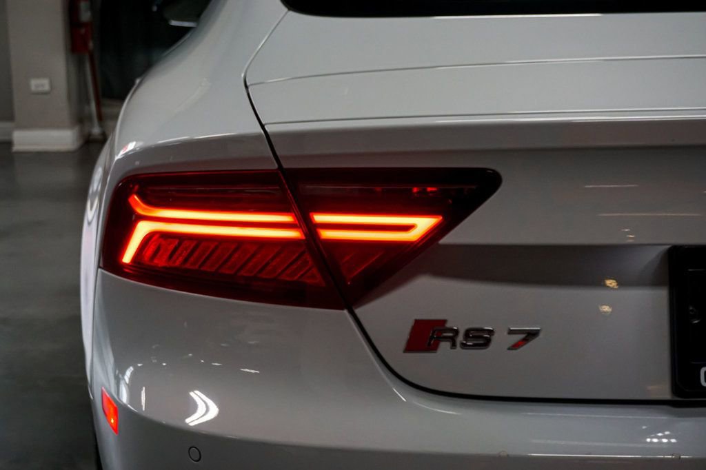 Used 2016 Audi RS 7 Prestige image 89