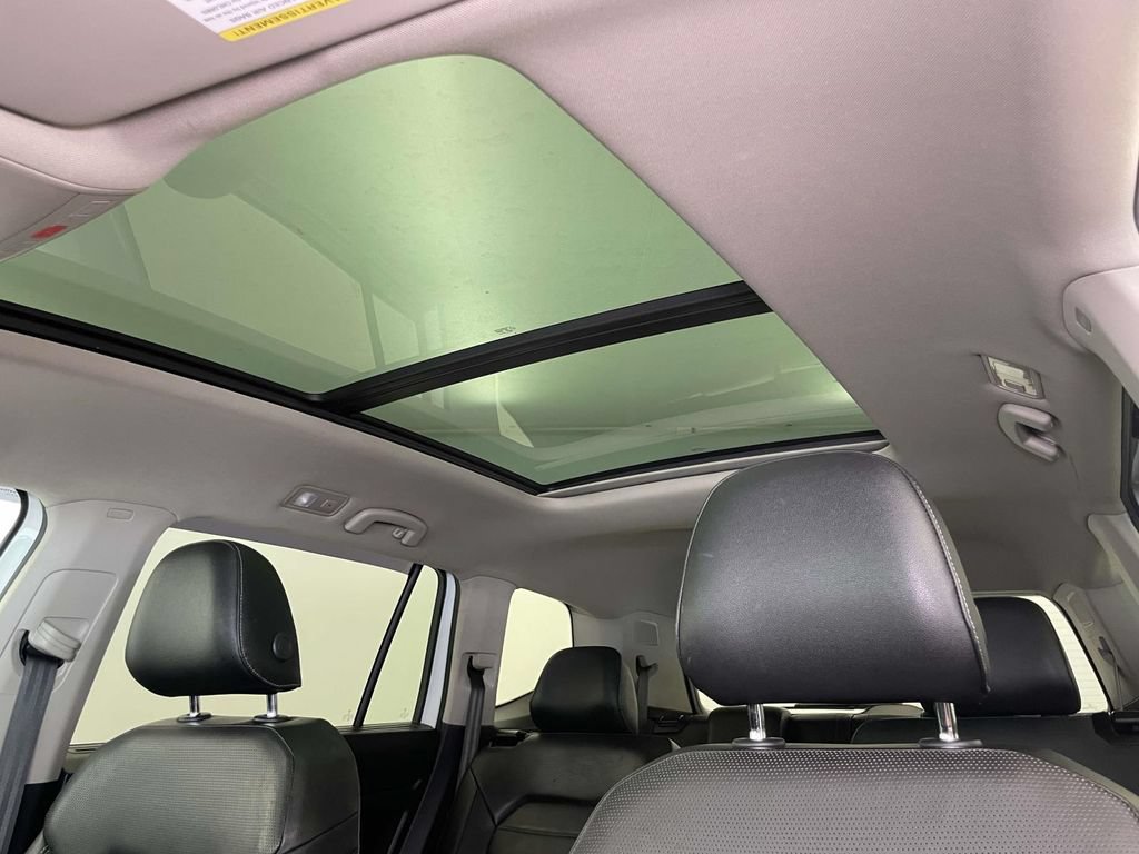 Used 2019 Volkswagen Atlas SEL Premium AWD/4WD image 19