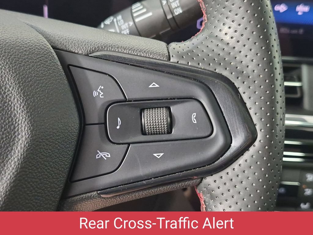 Certified 2024 Chevrolet Trax RS w/ Sunroof Package FWD image 21