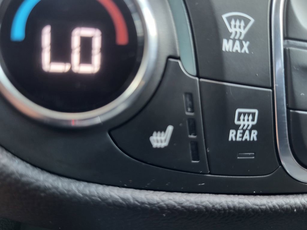 Used 2024 Chevrolet Equinox LT image 18