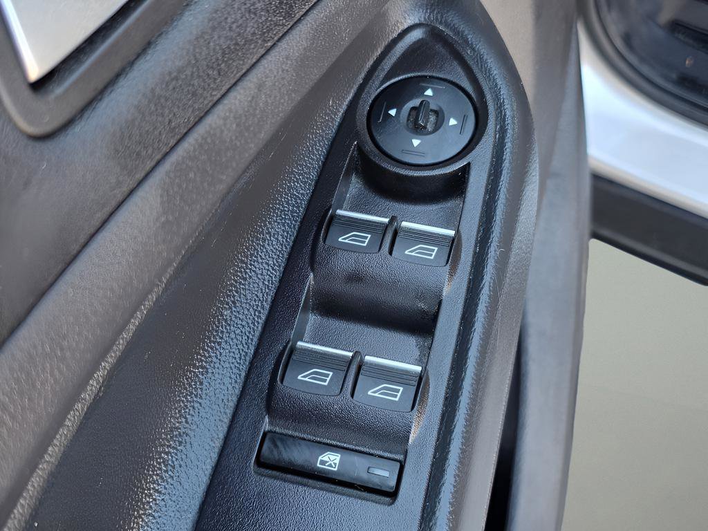 Used 2017 Ford Escape SE w/ Equipment Group 201A image 16