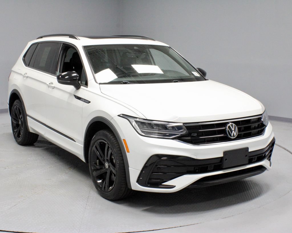 Used 2023 Volkswagen Tiguan SE R-Line