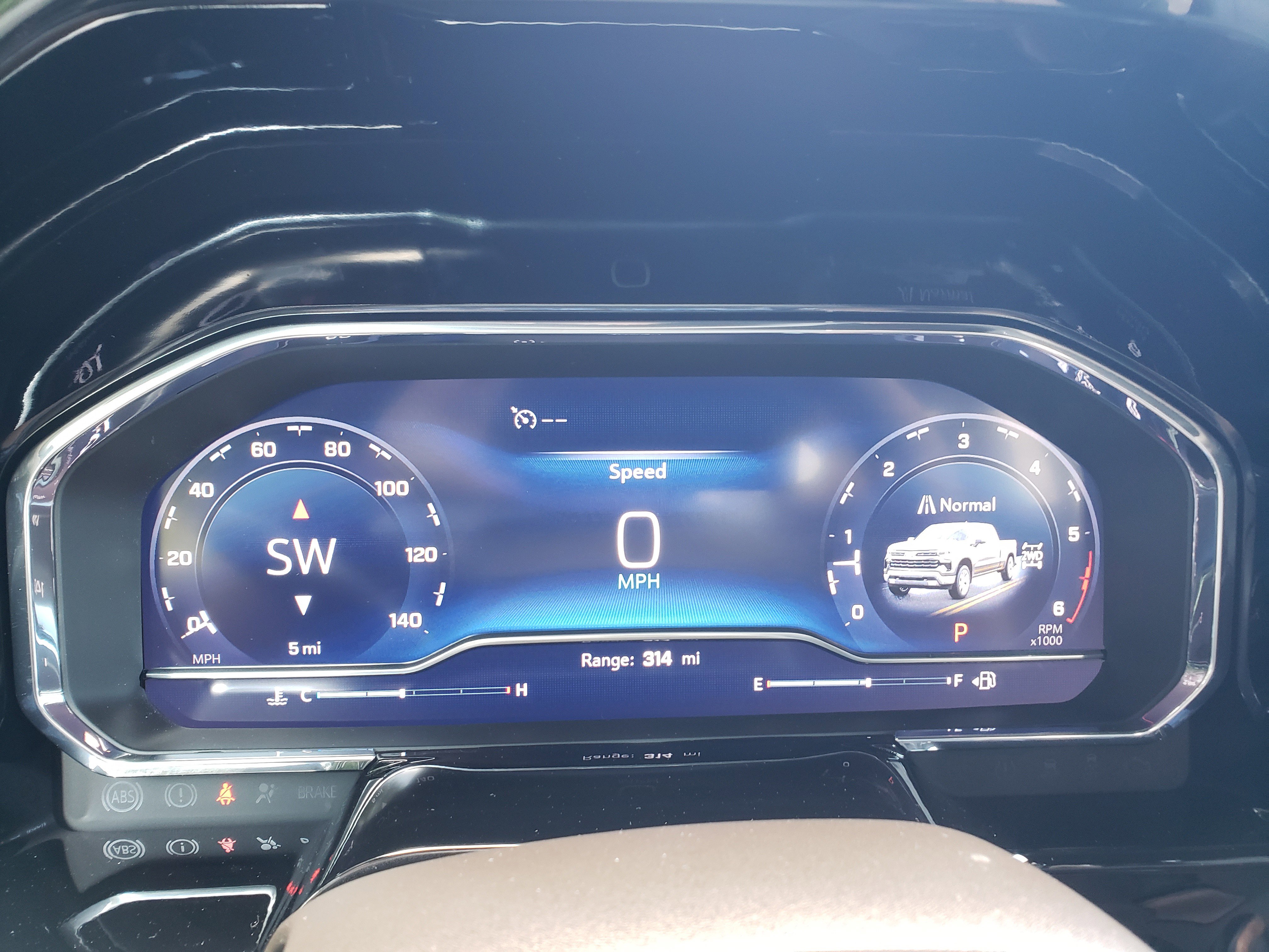 New 2025 Chevrolet Silverado 1500 LT image 18