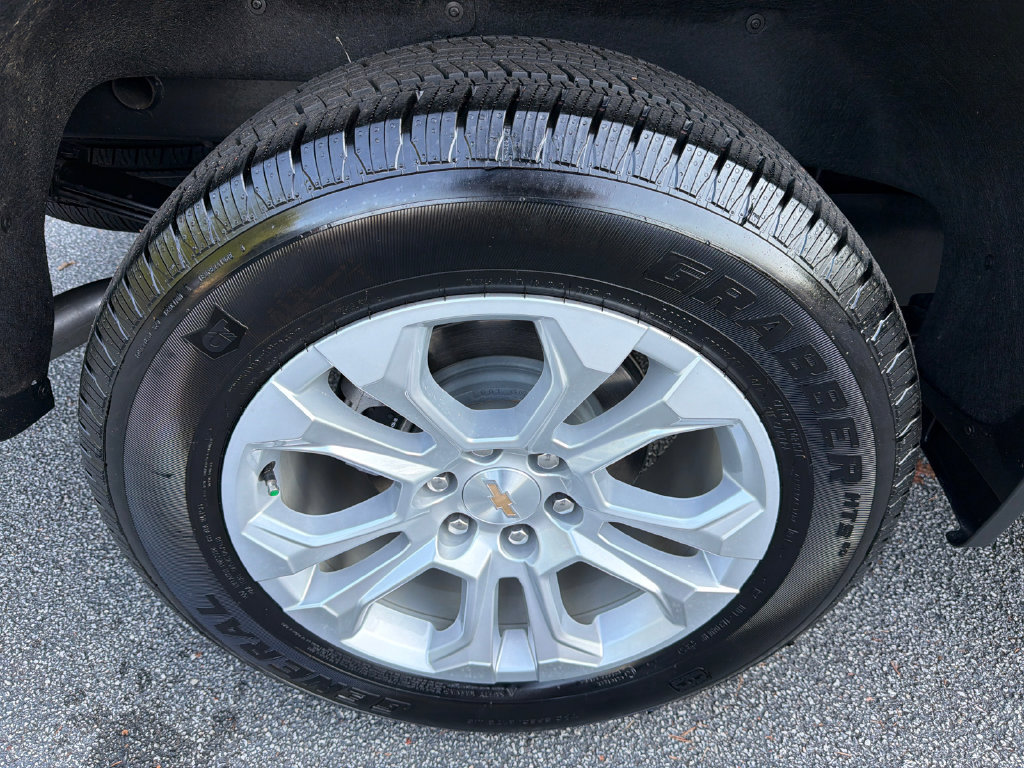 Used 2025 Chevrolet Silverado 1500 LTZ RWD image 17