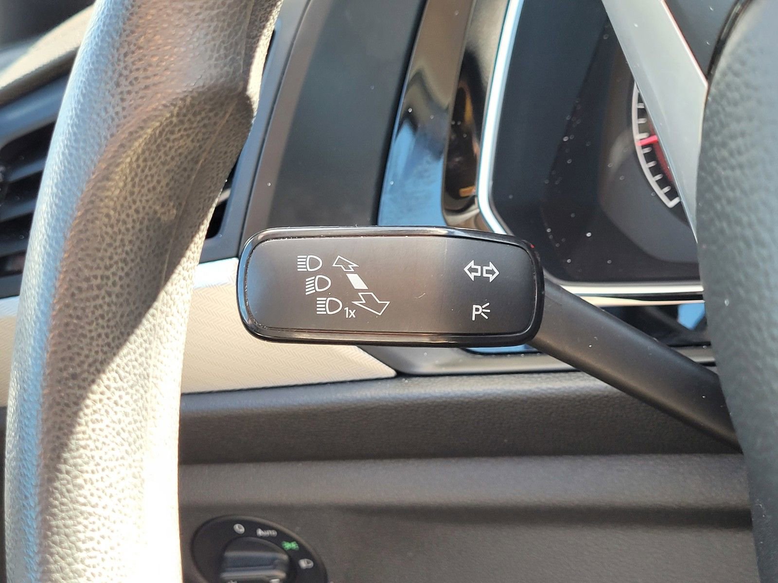 Used 2019 Volkswagen Jetta S image 22