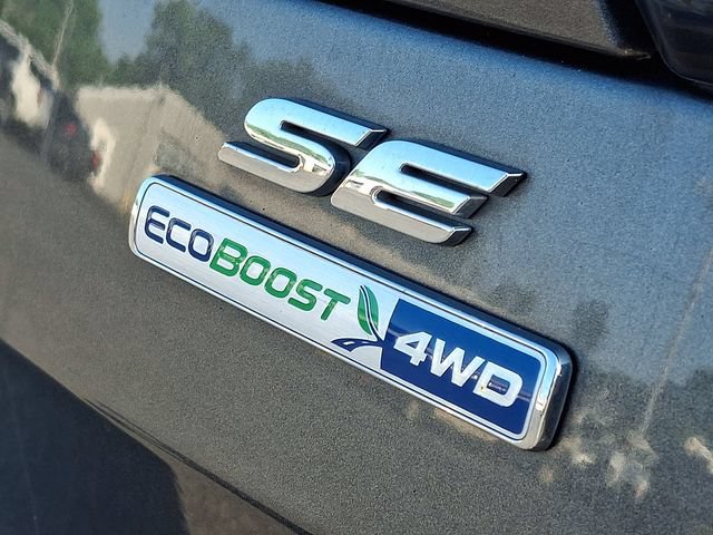 Used 2017 Ford Escape SE w/ Equipment Group 201A AWD/4WD image 32