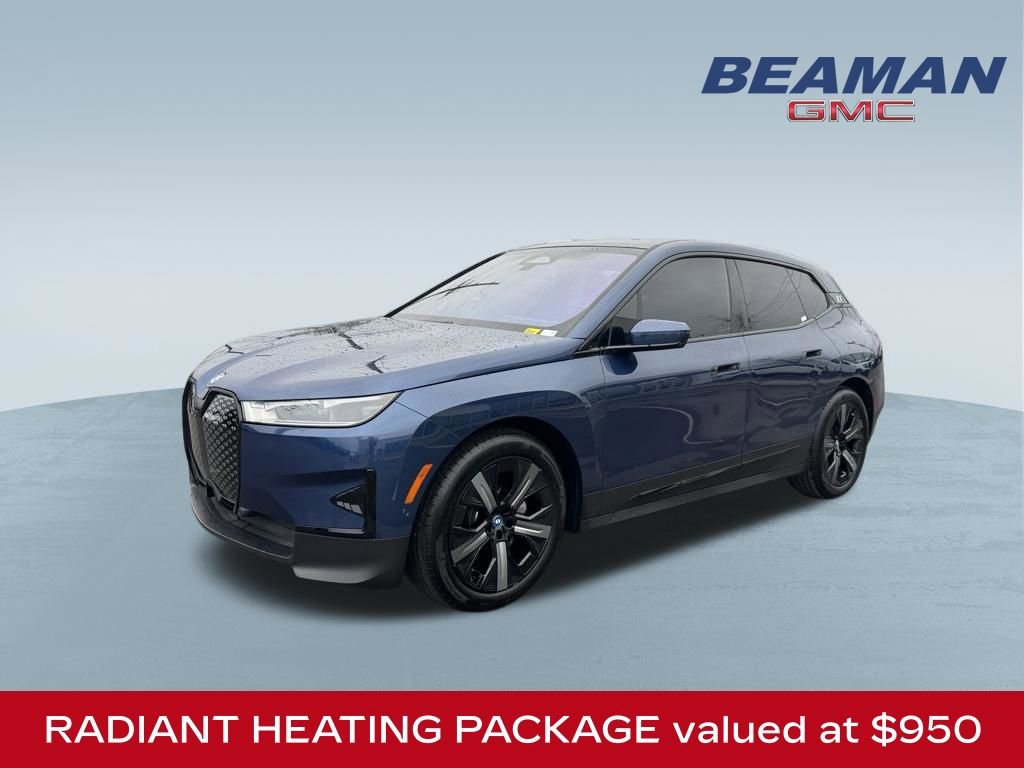Used 2022 BMW iX xDrive50 w/ Premium Package video 3
