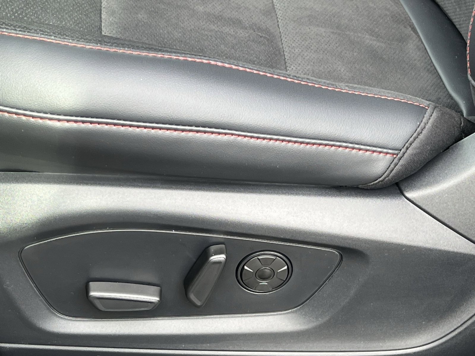 New 2026 Ford Explorer ST w/ Sun And Sound Package image 14