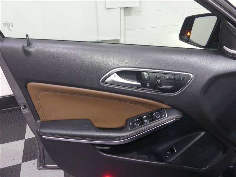Used 2015 Mercedes-Benz GLA 45 AMG 4MATIC image 17