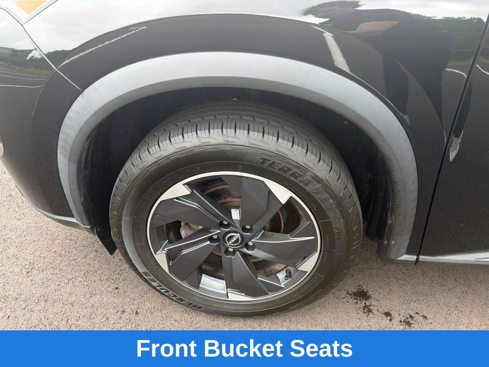 Used 2024 Nissan Rogue SV AWD/4WD image 29