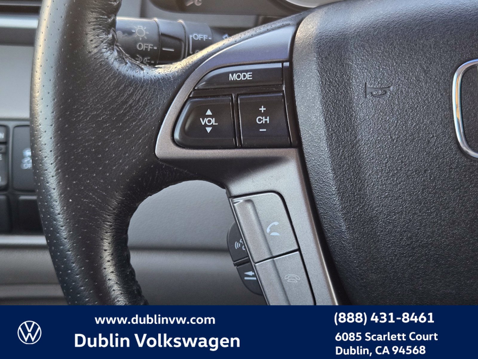Used 2012 Honda Odyssey Touring image 25