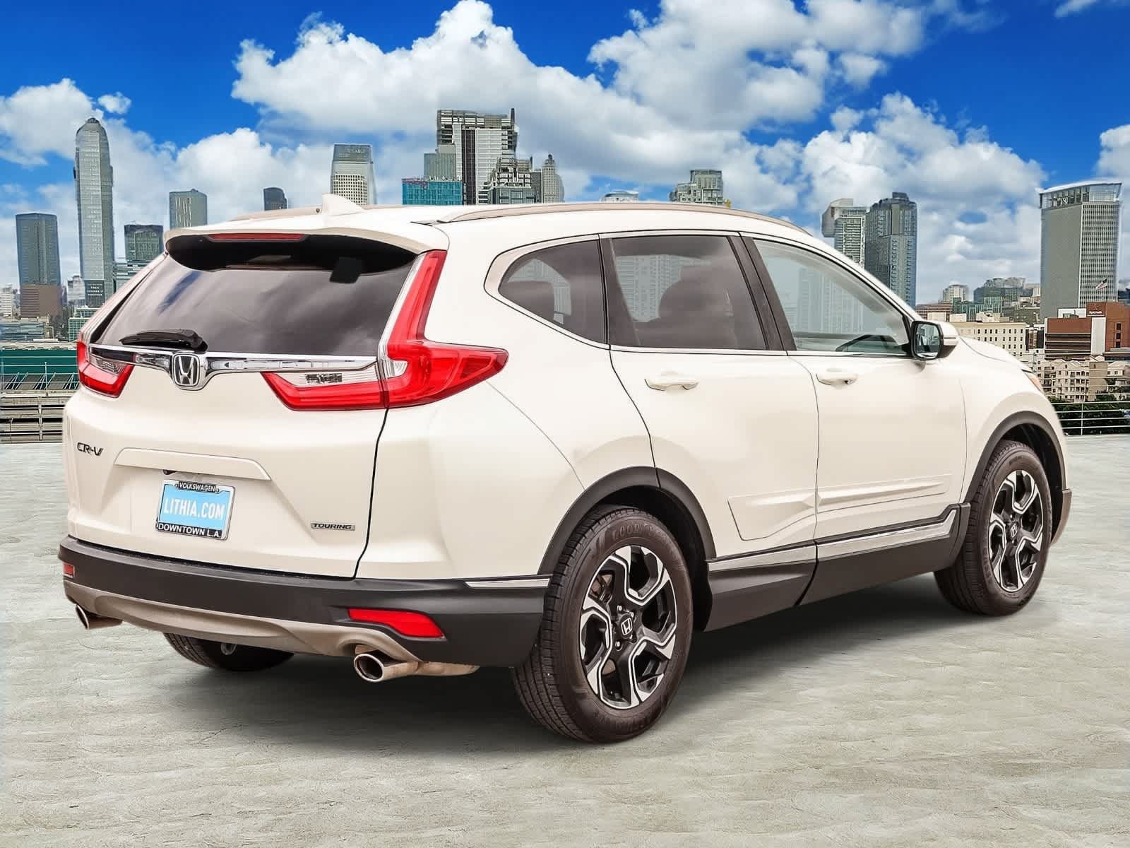 Used 2017 Honda CR-V Touring image 4