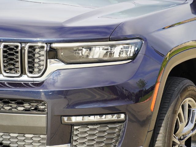Used 2023 Jeep Grand Cherokee L Limited RWD image 6