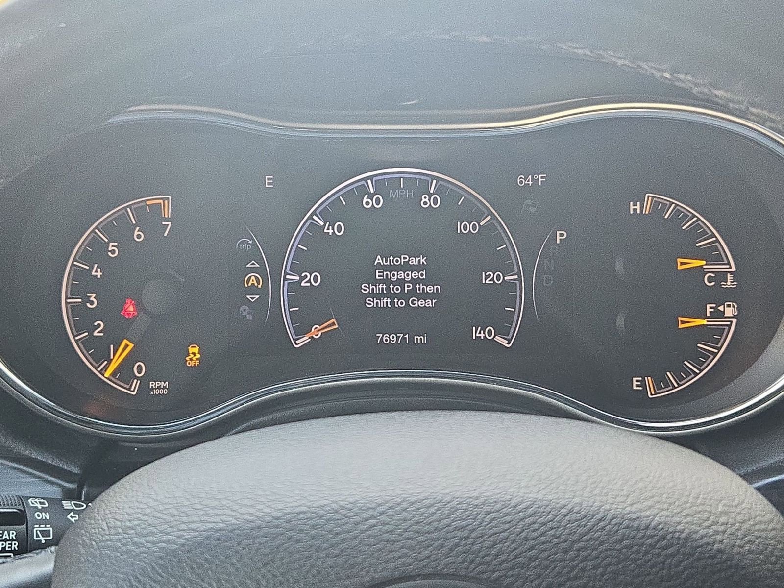 Used 2019 Jeep Grand Cherokee Altitude image 15