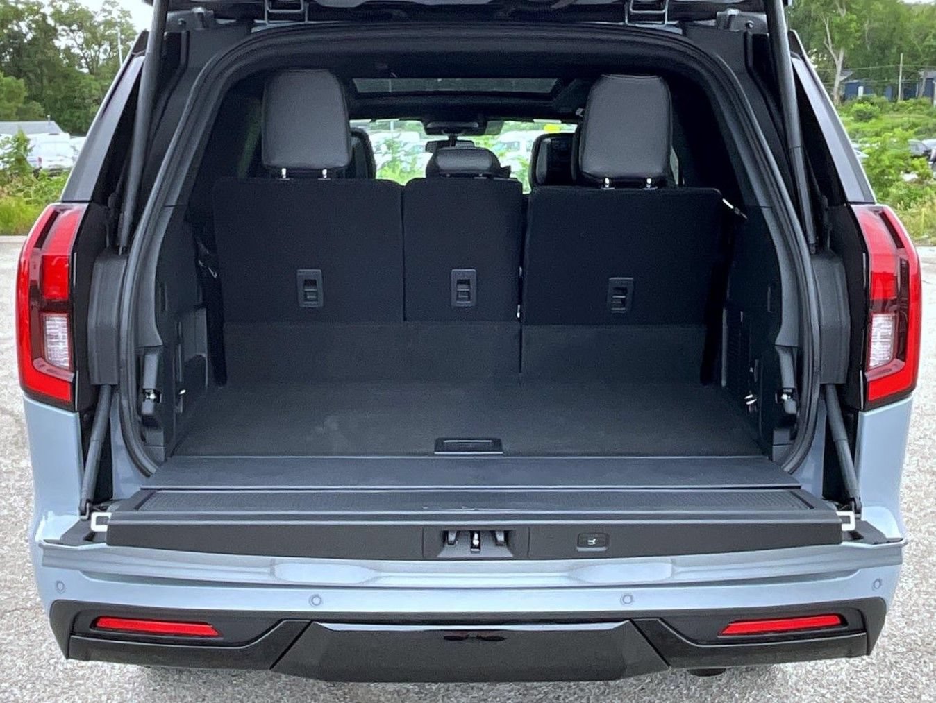 New 2027 Ford Expedition Platinum w/ Stealth Appearance Package AWD/4WD image 10