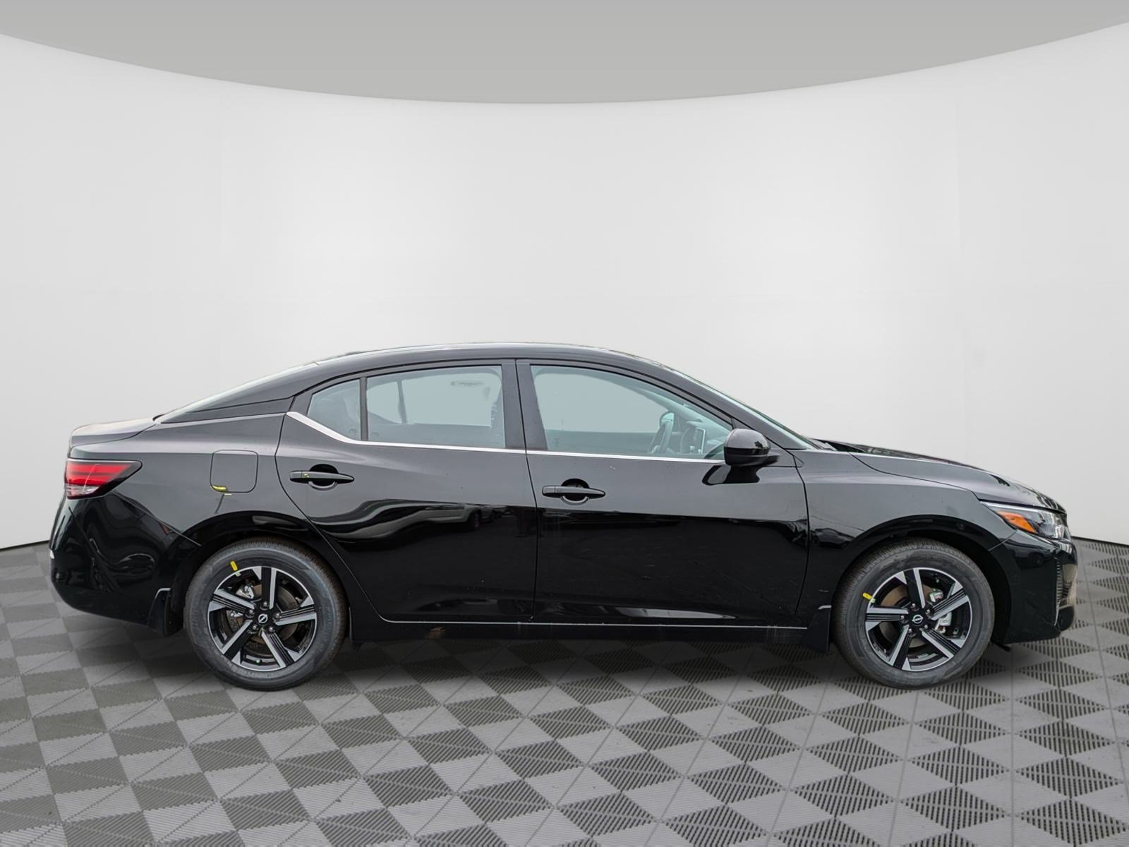 New 2025 Nissan Sentra SV FWD image 2