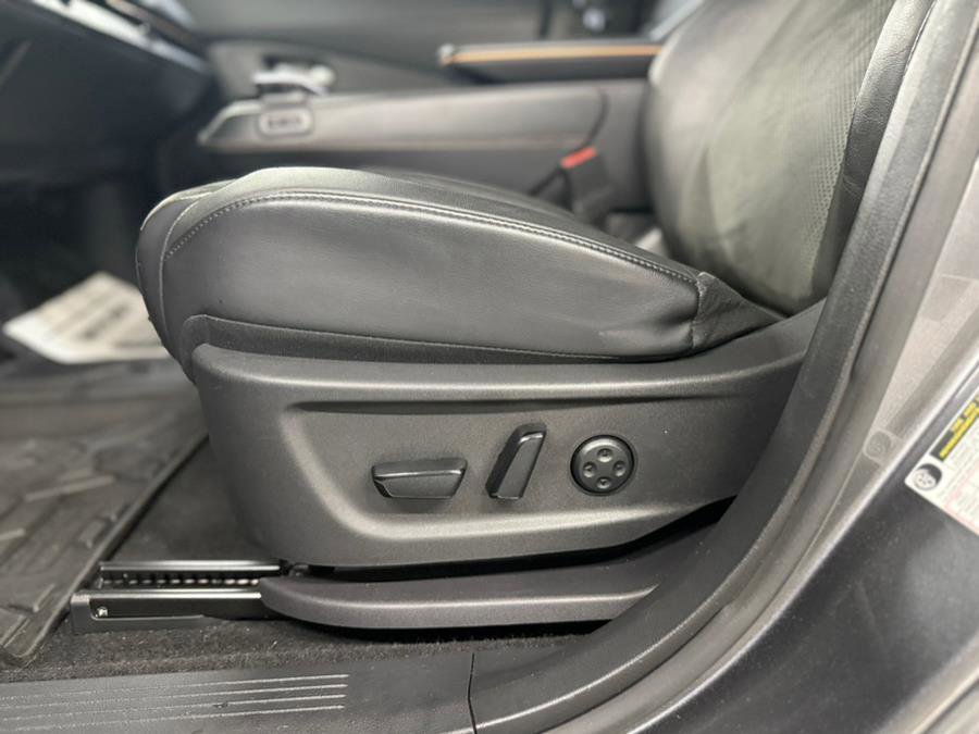 Used 2023 Nissan Ariya FWD image 29