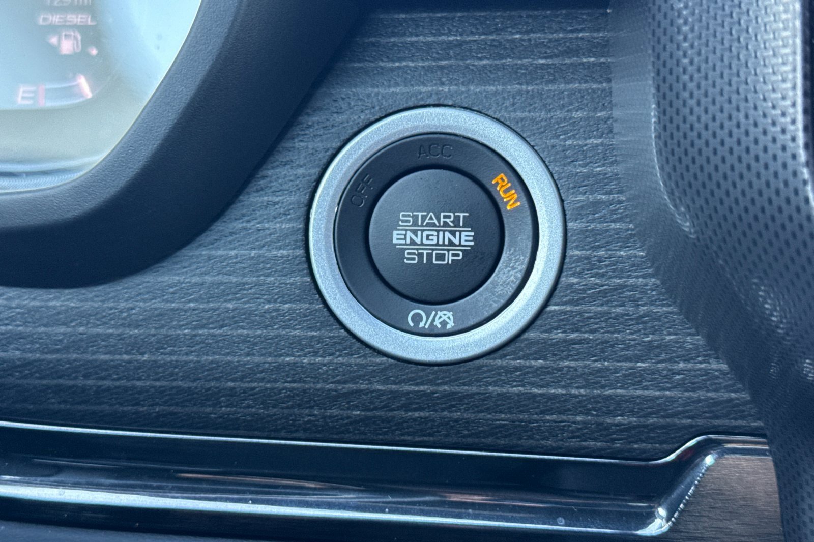 Used 2023 RAM 1500 Limited image 26