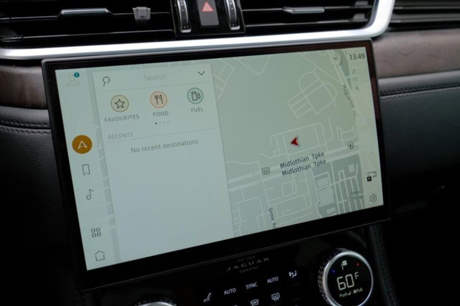 Used 2021 Jaguar F-PACE S image 22