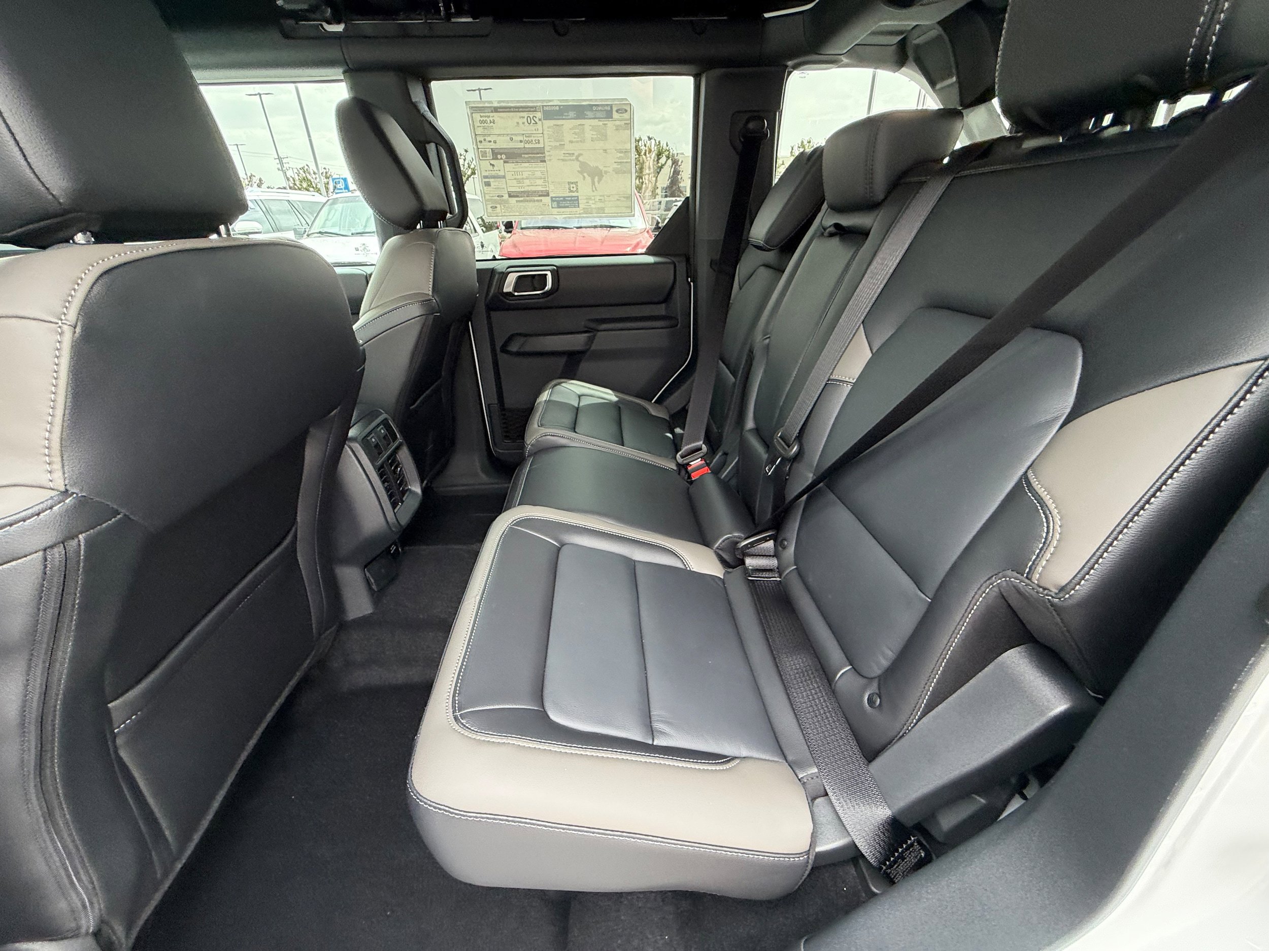 New 2026 Ford Bronco Outer Banks AWD/4WD image 13