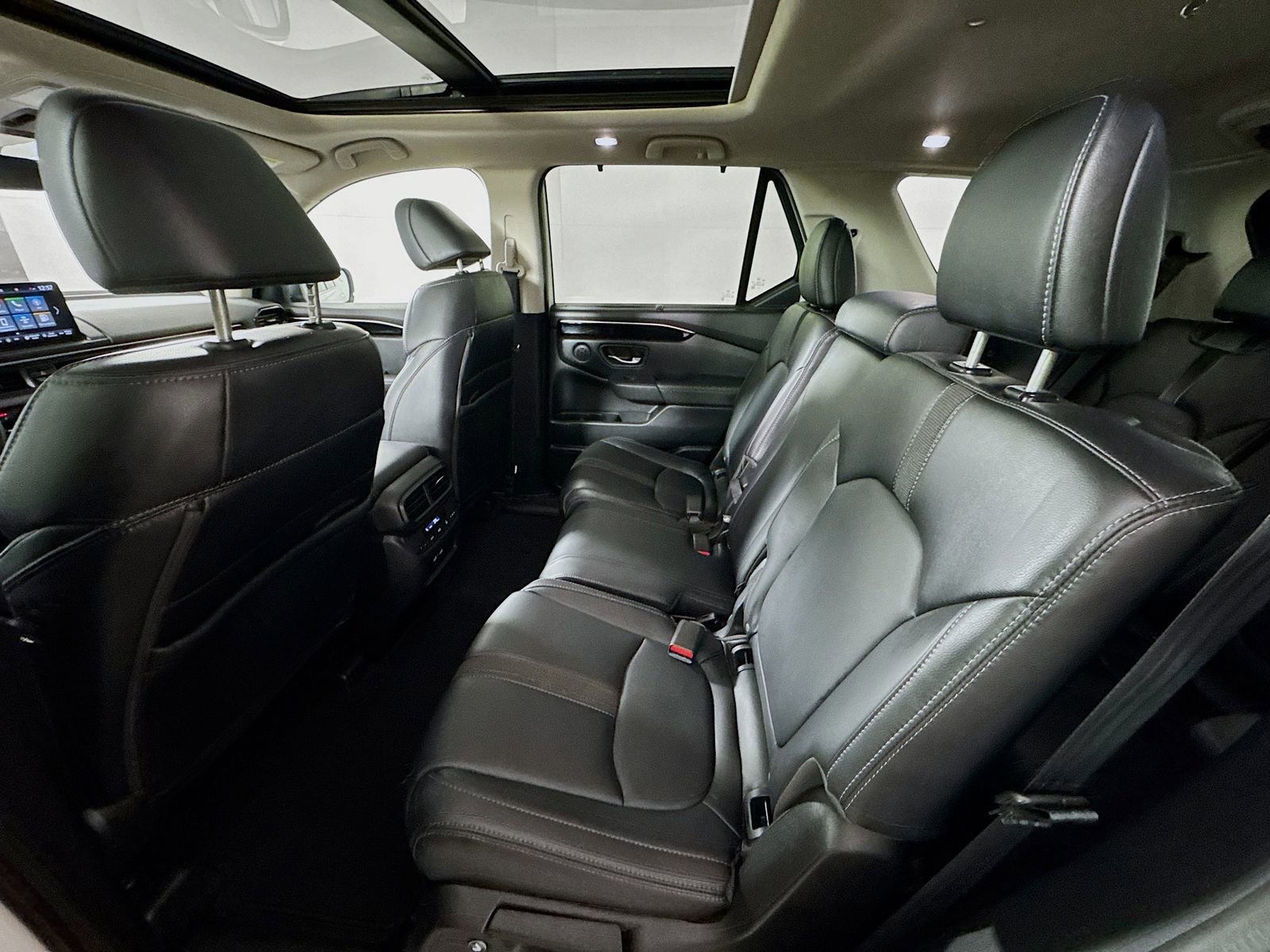 Used 2023 Honda Pilot Touring image 22