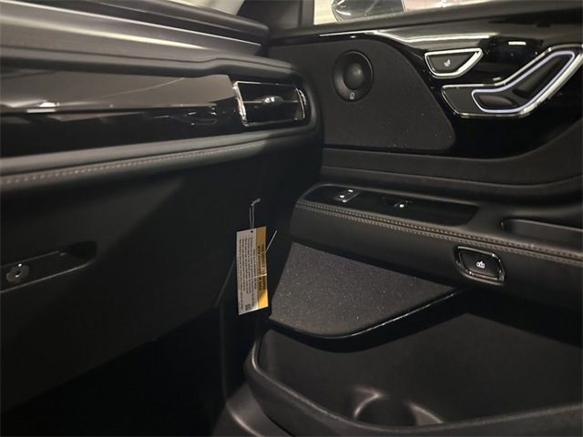 Used 2025 Lincoln Aviator AWD w/ Equipment Group 101A image 35