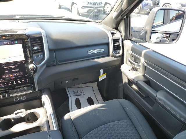 New 2026 RAM 2500 Big Horn AWD/4WD image 15
