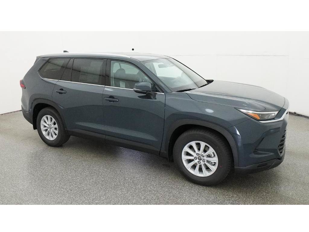 New 2026 Toyota Grand Highlander XLE FWD image 12