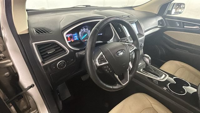 Used 2018 Ford Edge SEL w/ Equipment Group 201A AWD/4WD image 12