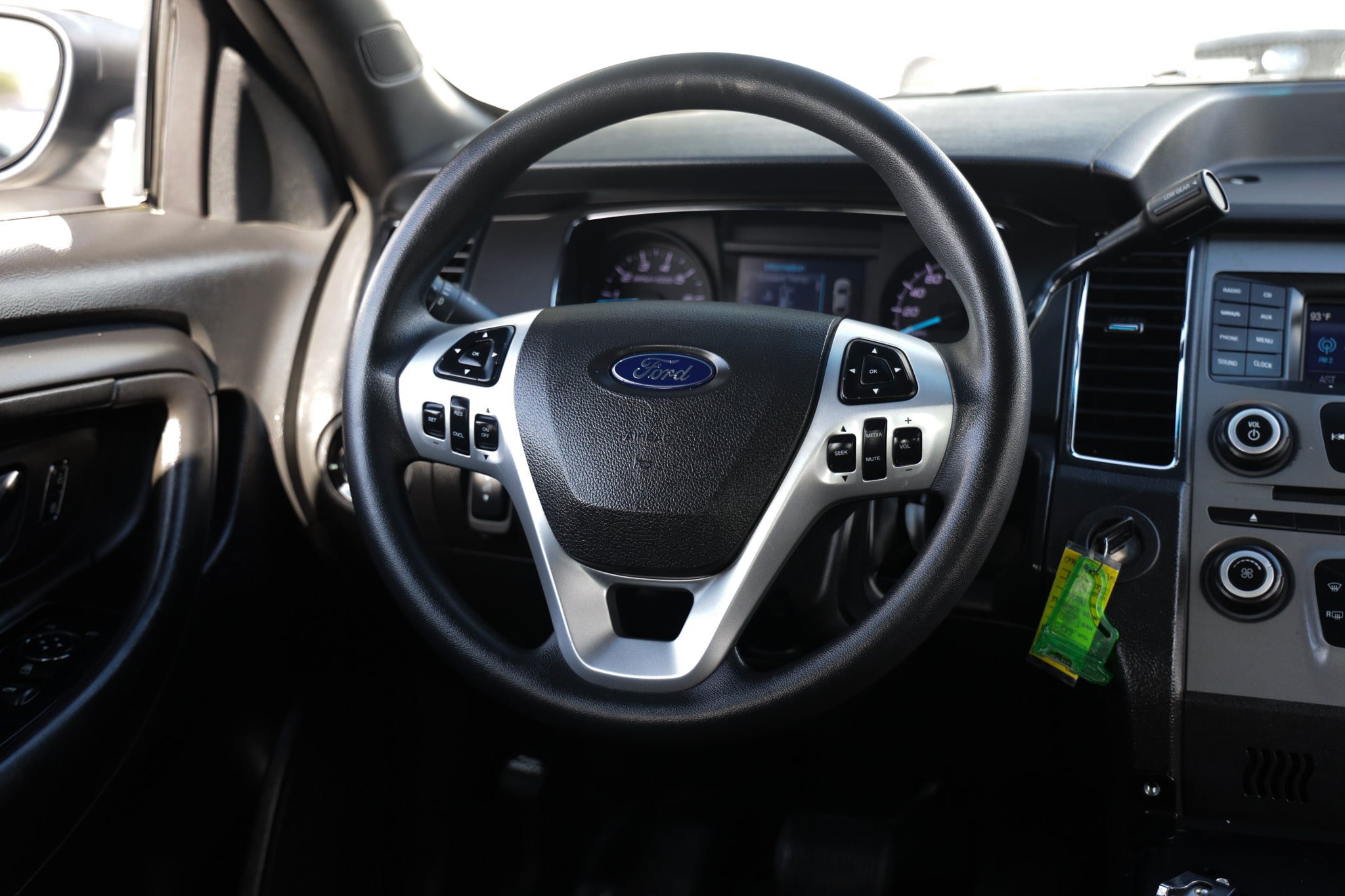 Used 2018 Ford Taurus Police Interceptor FWD image 32