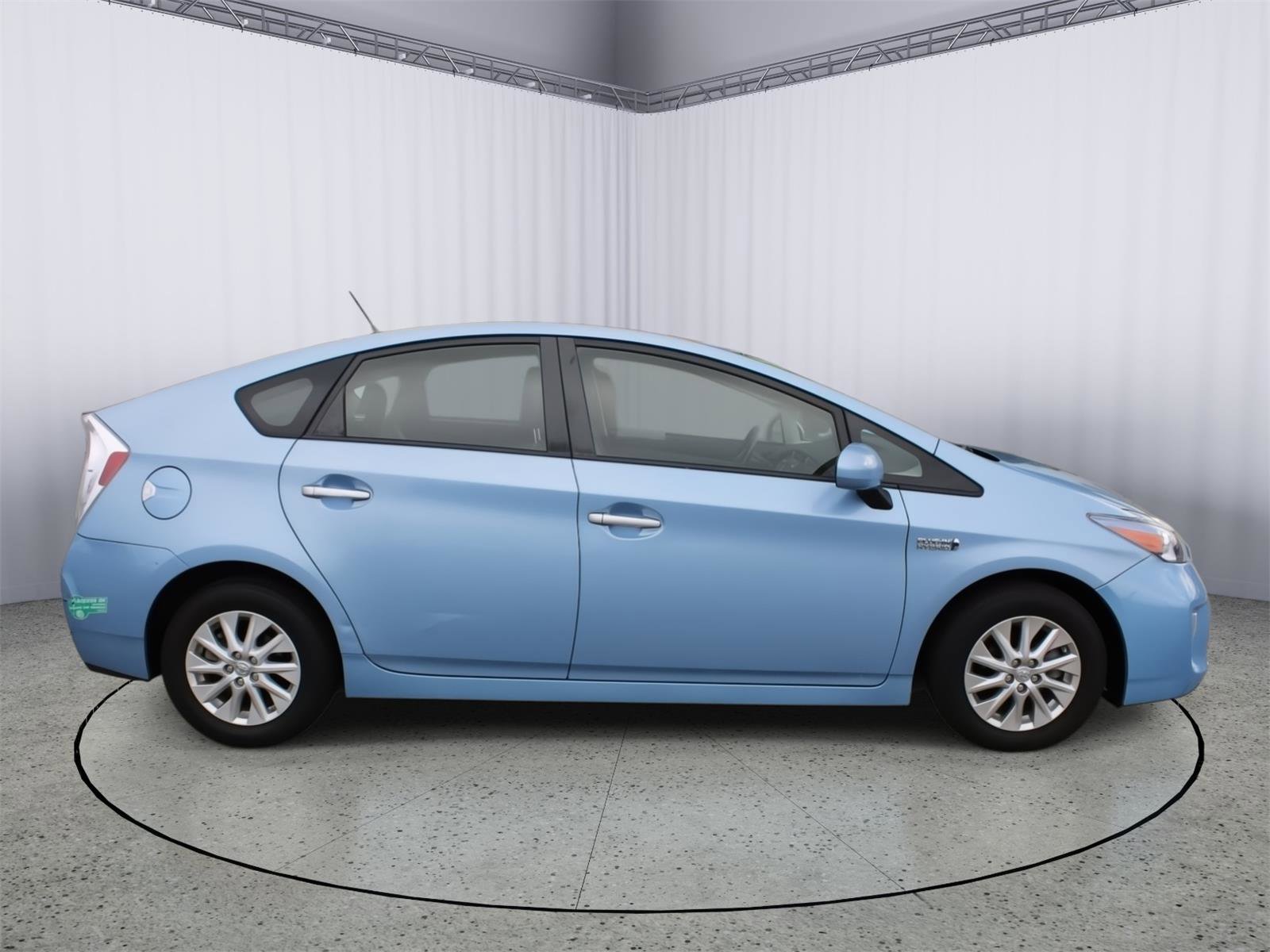 Used 2015 Toyota Prius Prime Advanced image 8