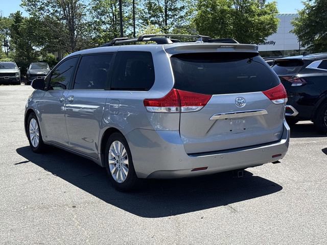 Used 2013 Toyota Sienna Limited w/ Premium Pkg FWD image 4
