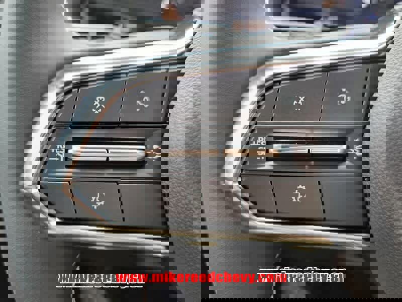 New 2026 Chevrolet Traverse LT w/ Driver Confidence Package image 22