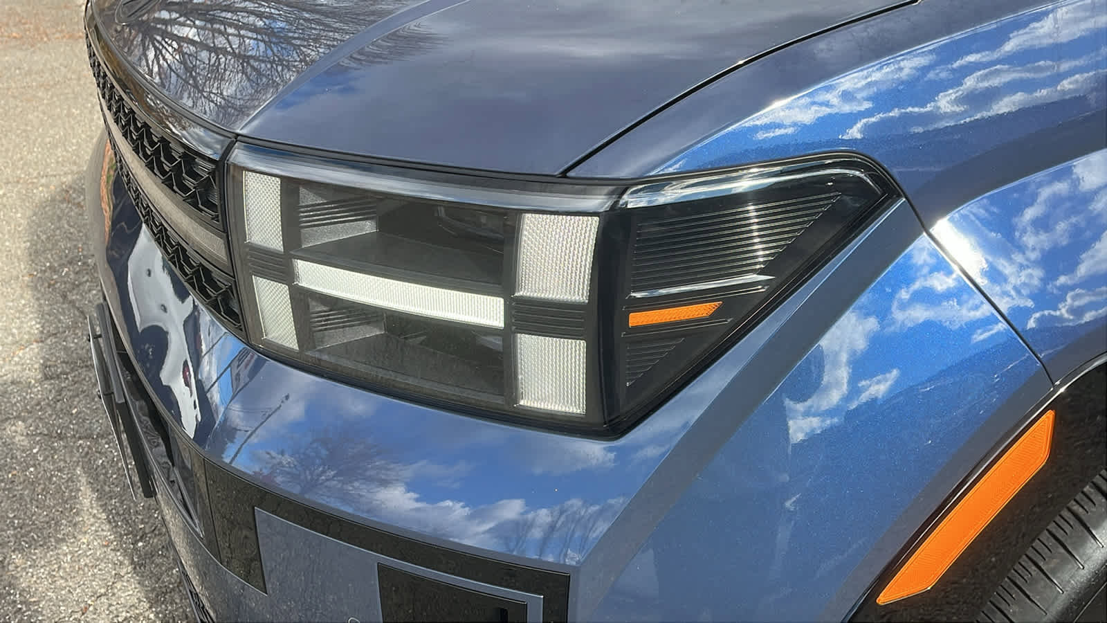 Used 2025 Hyundai Santa Fe Calligraphy image 7