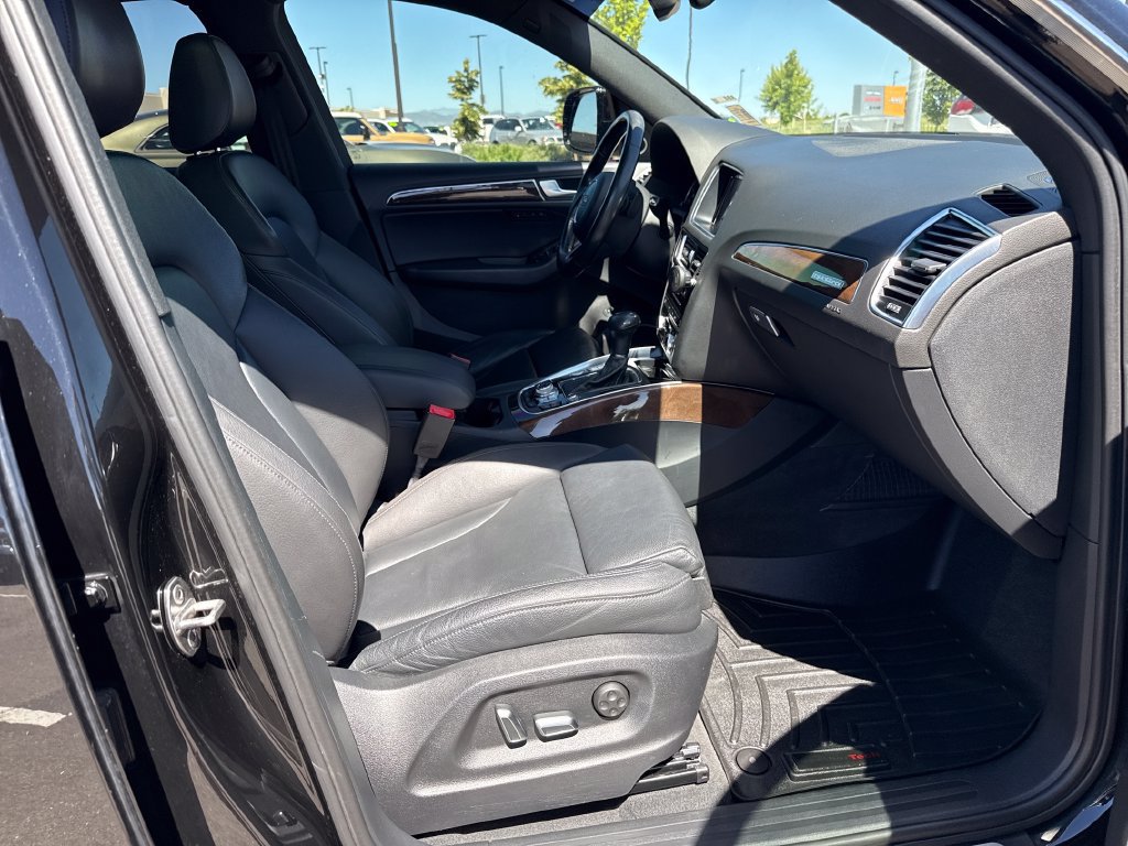 Used 2015 Audi Q5 3.0T Premium Plus w/ Technology Package AWD/4WD image 28