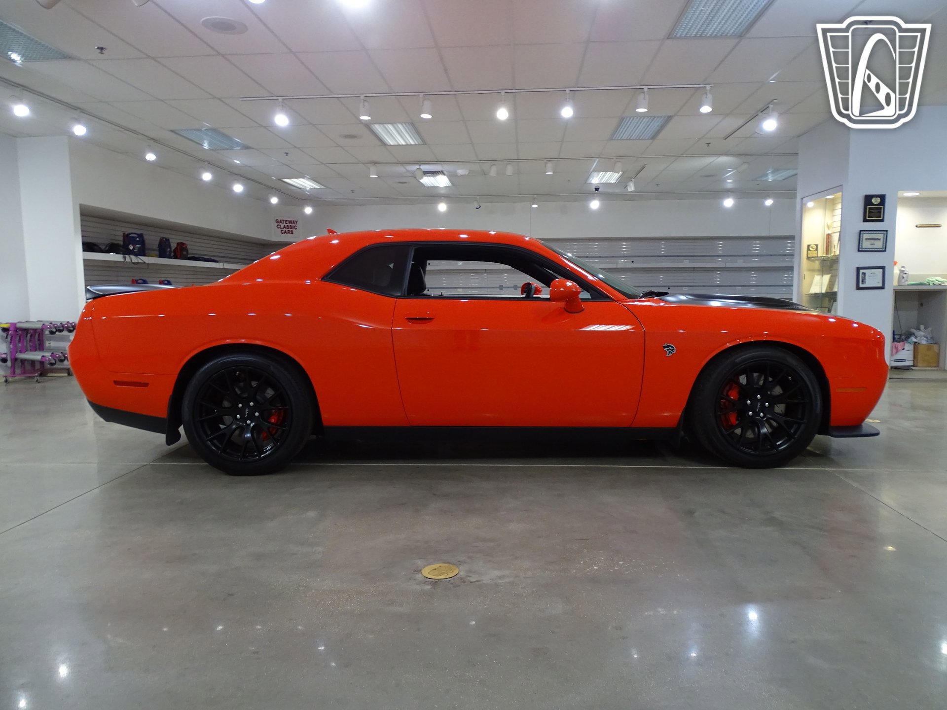 Used 2016 Dodge Challenger SRT Hellcat image 18