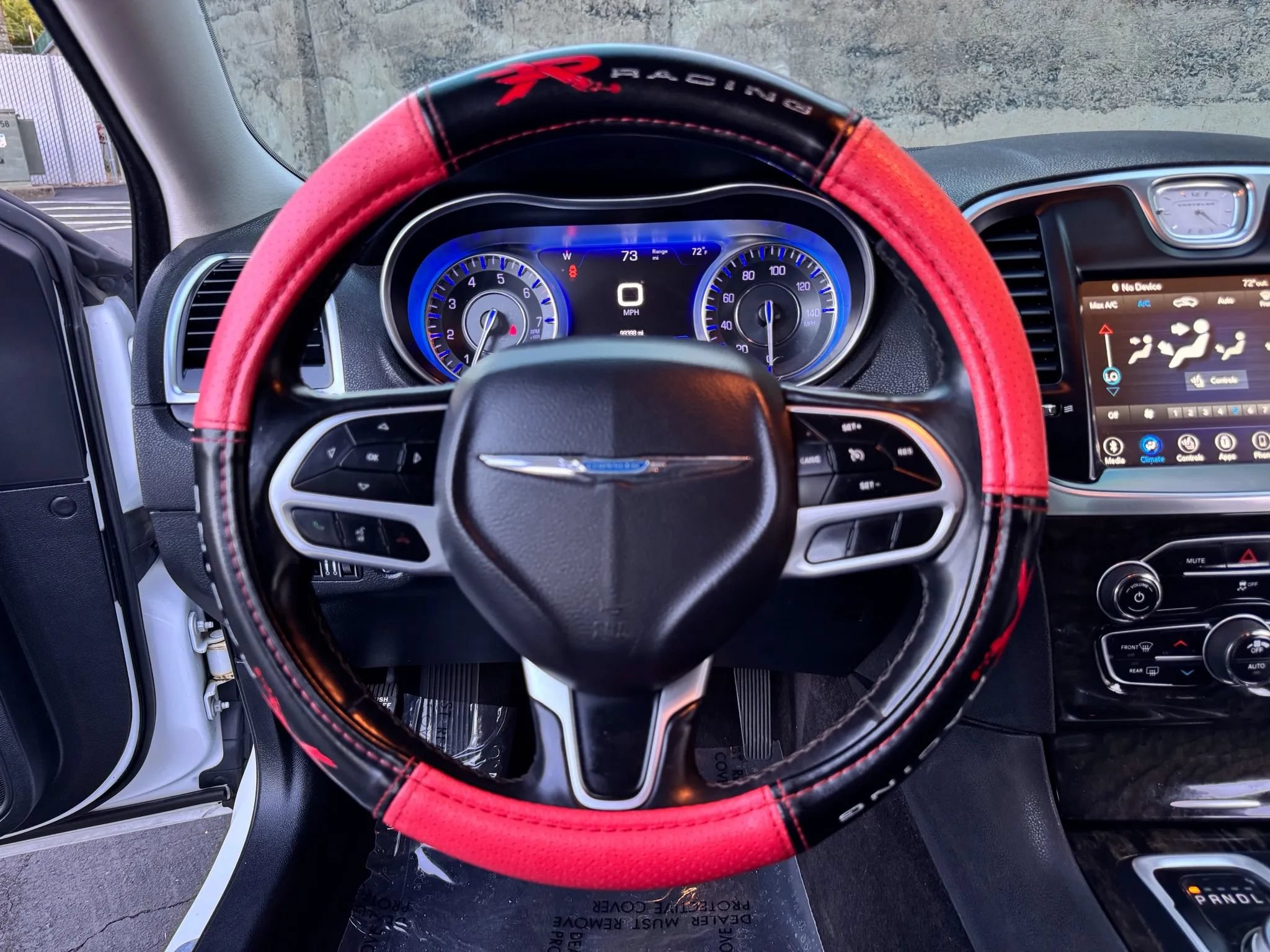 Used 2018 Chrysler 300 Limited RWD image 23