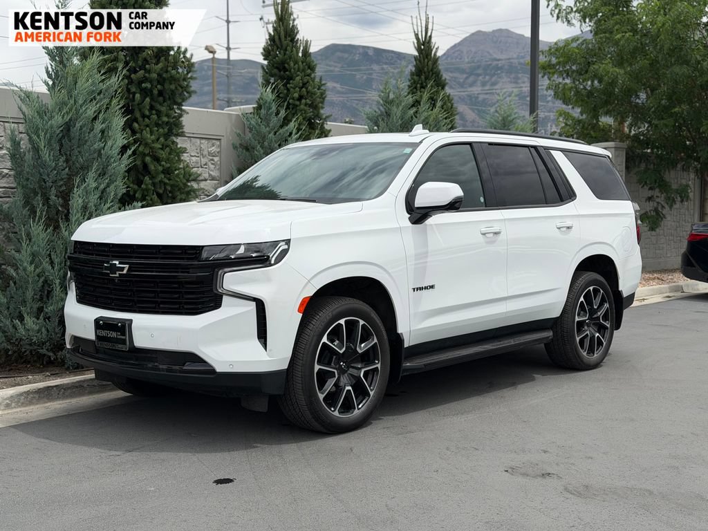 Used 2024 Chevrolet Tahoe RST w/ Luxury Package AWD/4WD image 3